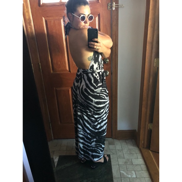 T Bags LA Maxi Dress - Picture 2 of 5